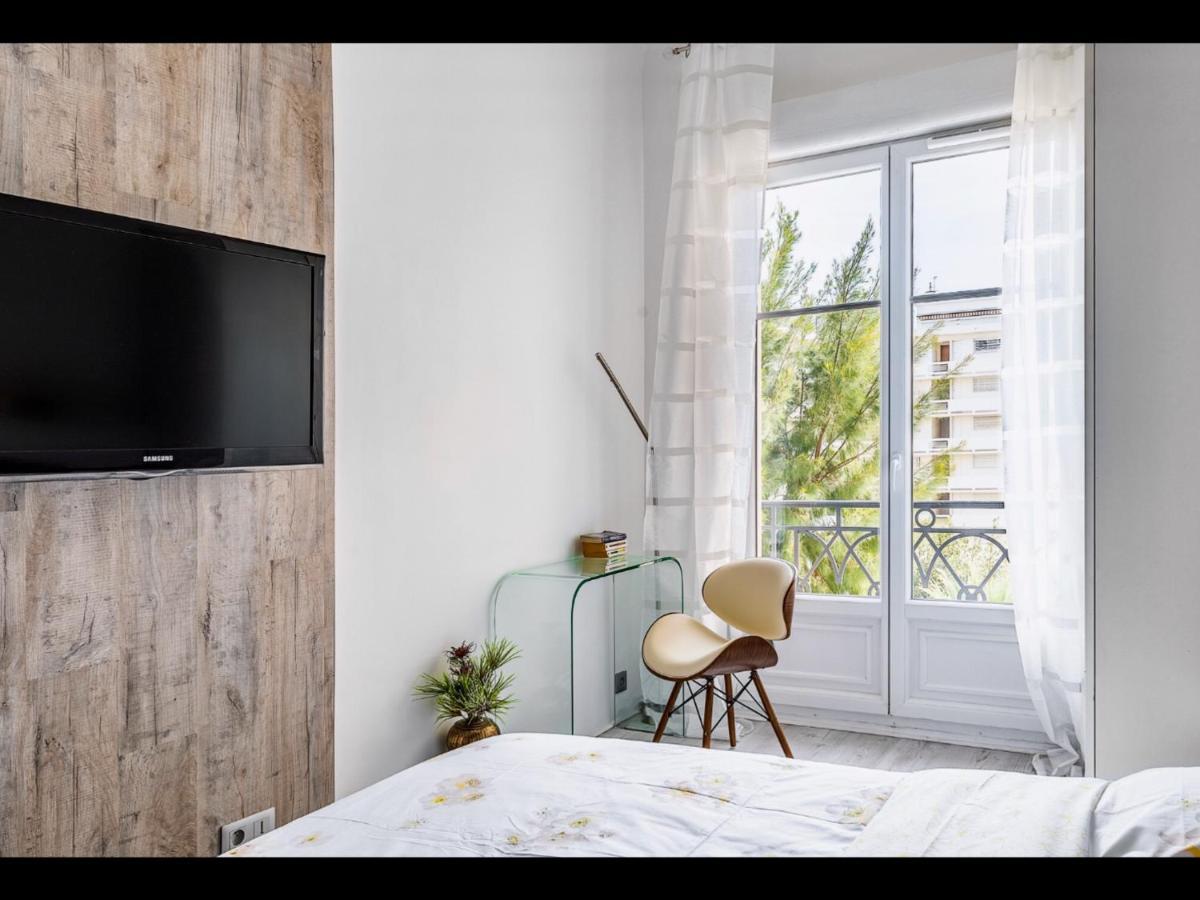 La Croisette - Superbe Studio Au Mythique Palais Miramar คานส์ ภายนอก รูปภาพ