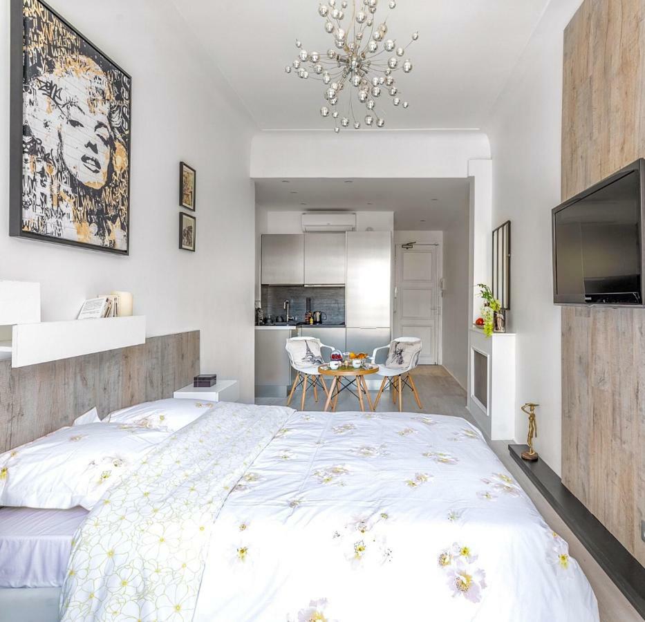 La Croisette - Superbe Studio Au Mythique Palais Miramar คานส์ ภายนอก รูปภาพ
